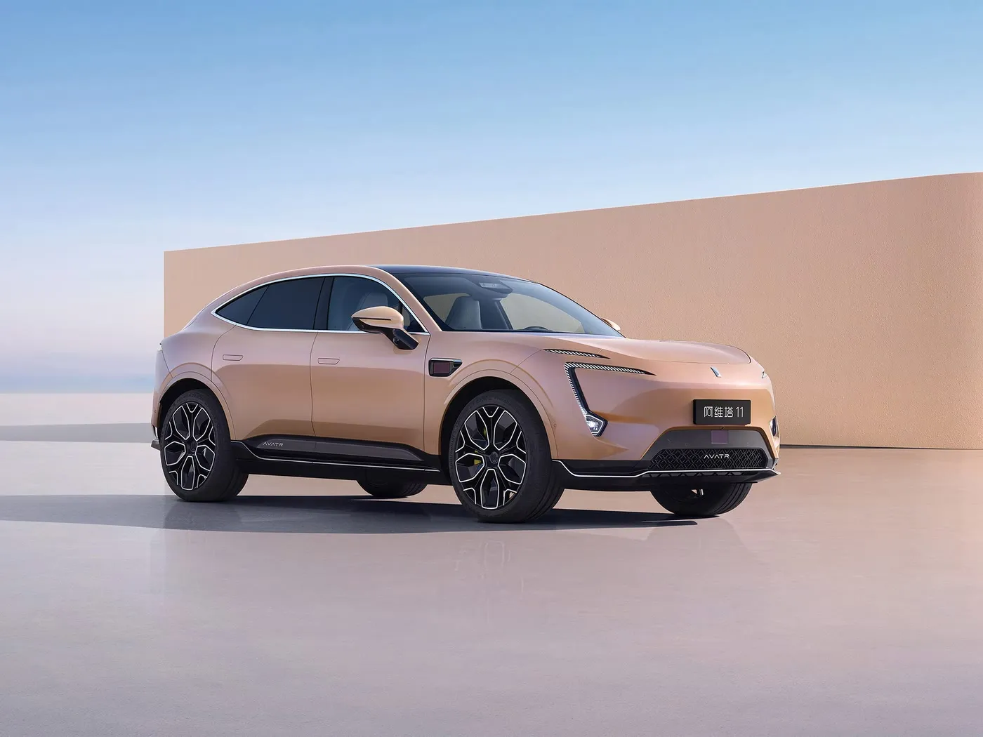 Avatr 11 High-Tech Electric SUV Coupe 4WD Мошини нави энергетикӣ, ки бо мотори EV муҷаҳҳаз шудааст