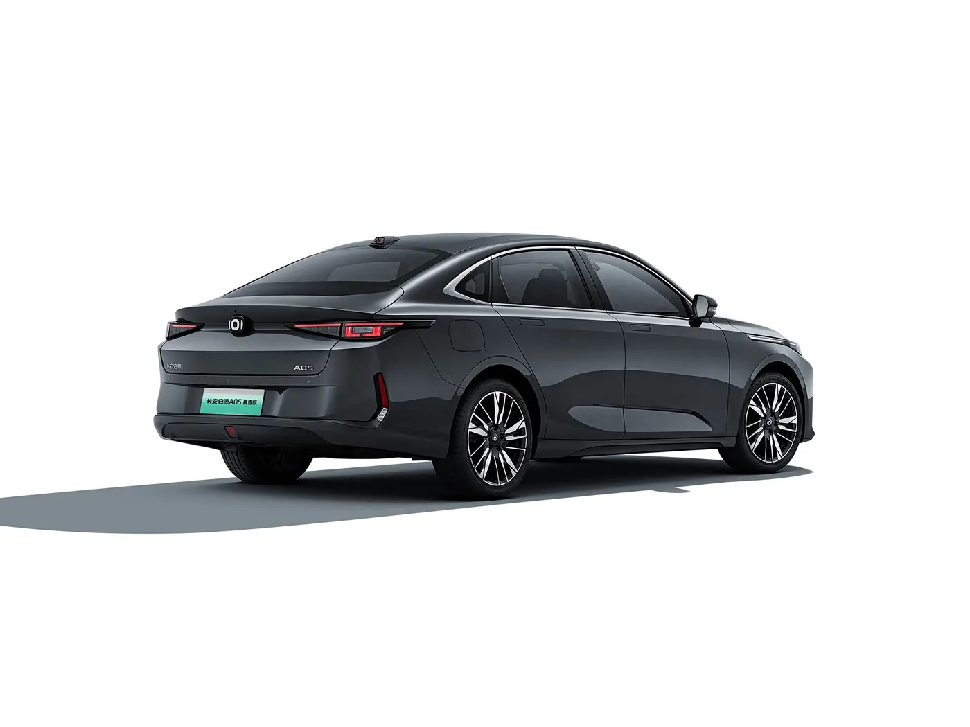 Changan Qiyuan A05 Мошини EV Compact Мошини нави энергетикӣ бо муҳаррики зуд пуркунандаи гибридии EV рули чап
