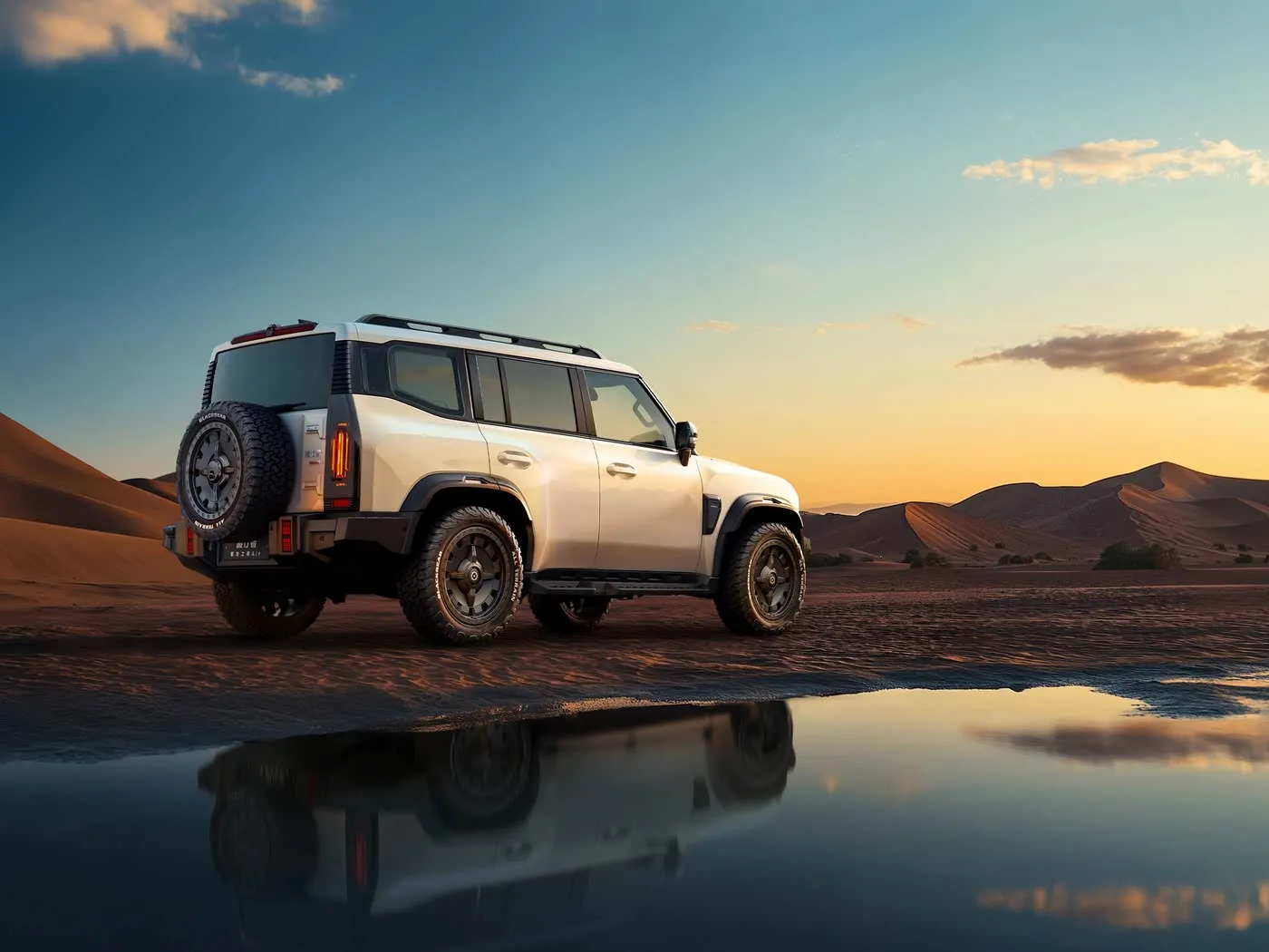 Jetour Traveller Midssize SUV High-Speed 2.0T Automatic Left Turbo Leather Euro VI Гази алюминий хӯлаи нав