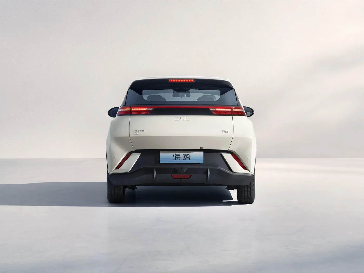 BYD Seagull EV Хэтчбек Мини Smart SUV чархи пеши бо камераи қафо Мошини нави энергетикӣ, ки бо литий фурӯхта мешавад