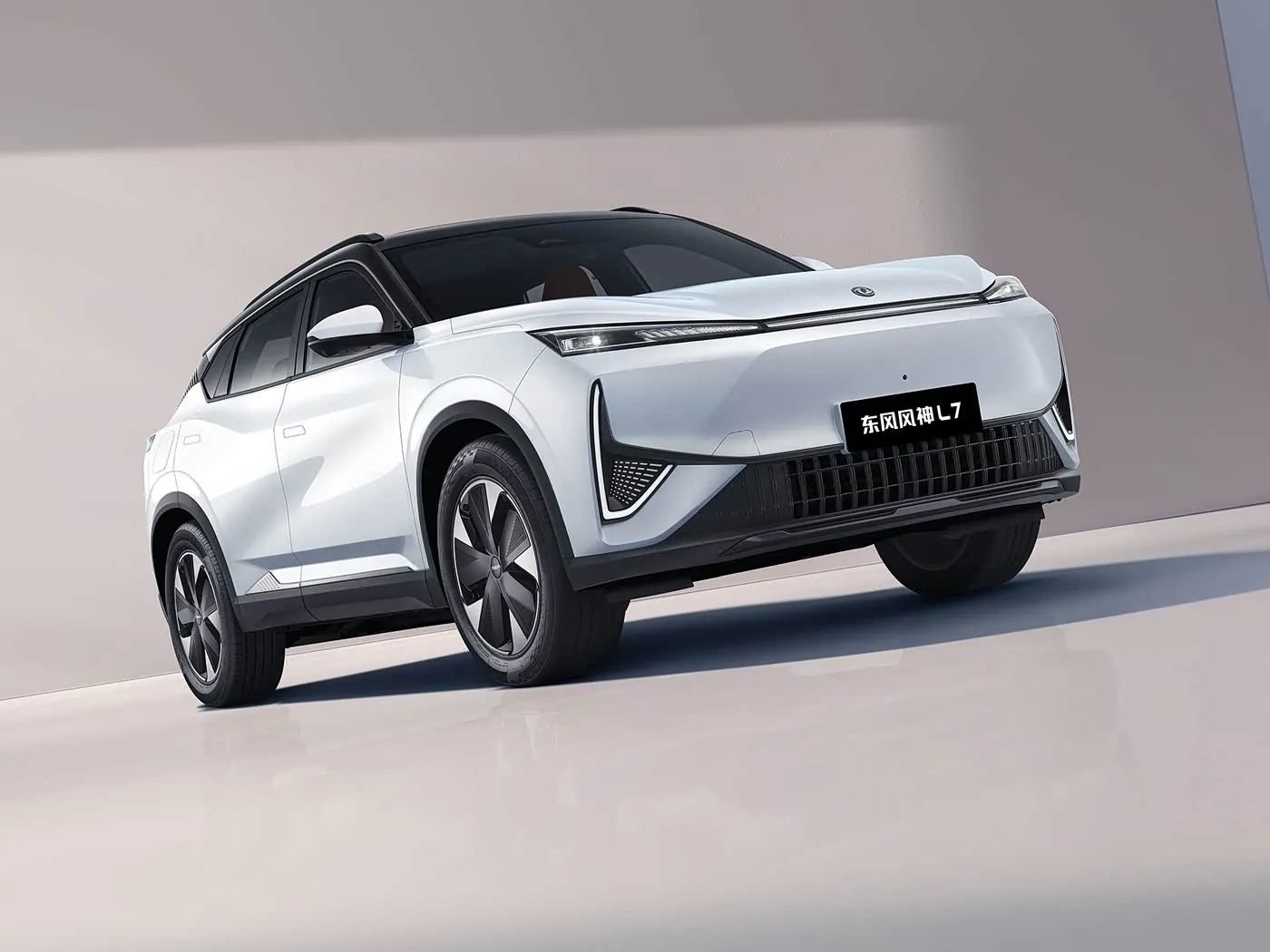 Dongfeng AOOOLUS L7: EV / Phrev Post Sky 5-нишона SUROL TOURSHIOL THINGESTIONSИ НАВ