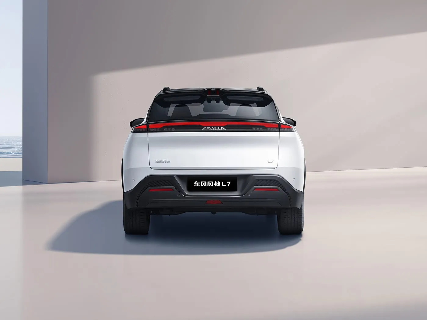 Dongfeng AOOOLUS L7: EV / Phrev Post Sky 5-нишона SUROL TOURSHIOL THINGESTIONSИ НАВ