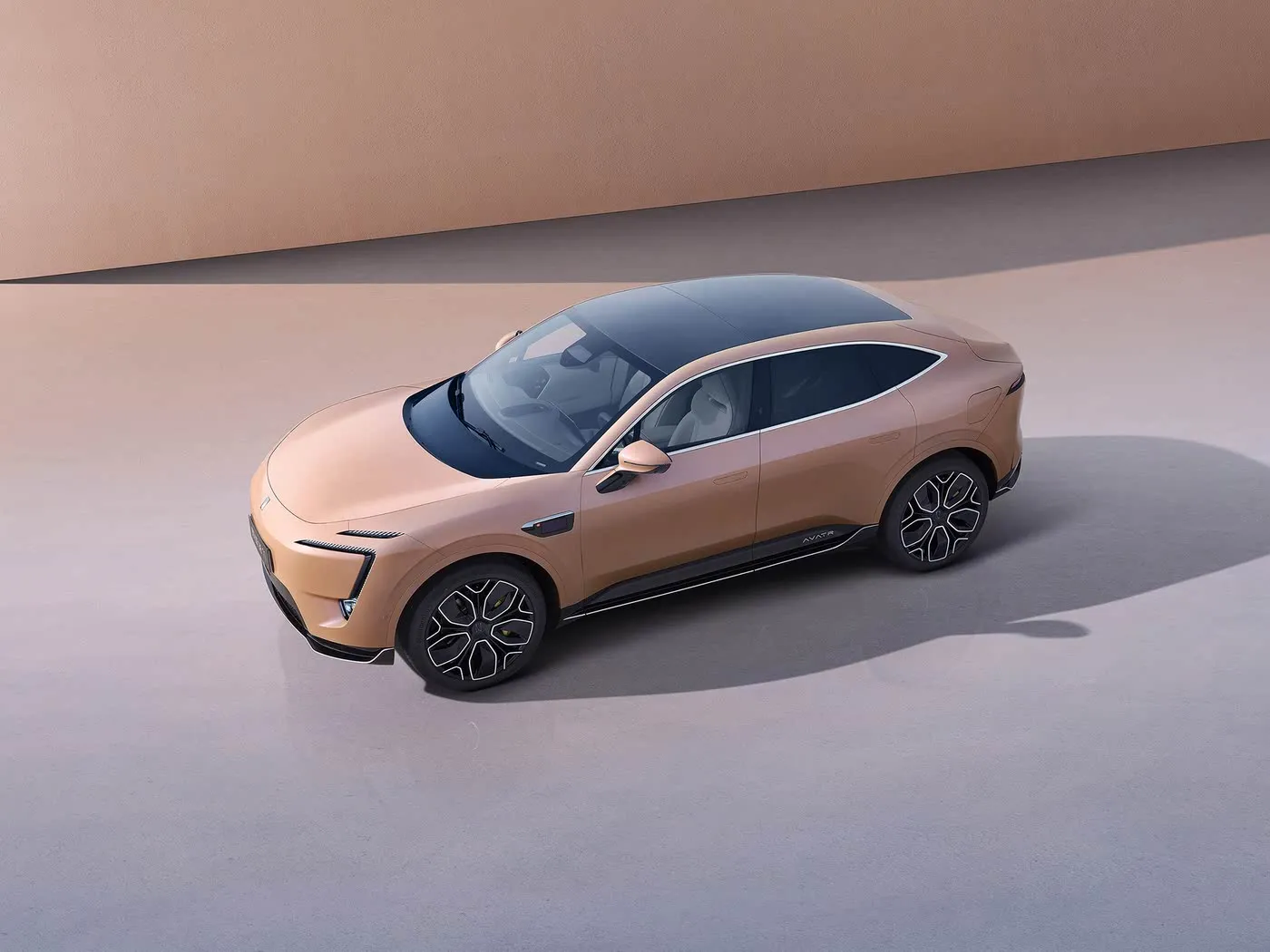 Avatr 11 High-Tech Electric SUV Coupe 4WD Мошини нави энергетикӣ, ки бо мотори EV муҷаҳҳаз шудааст
