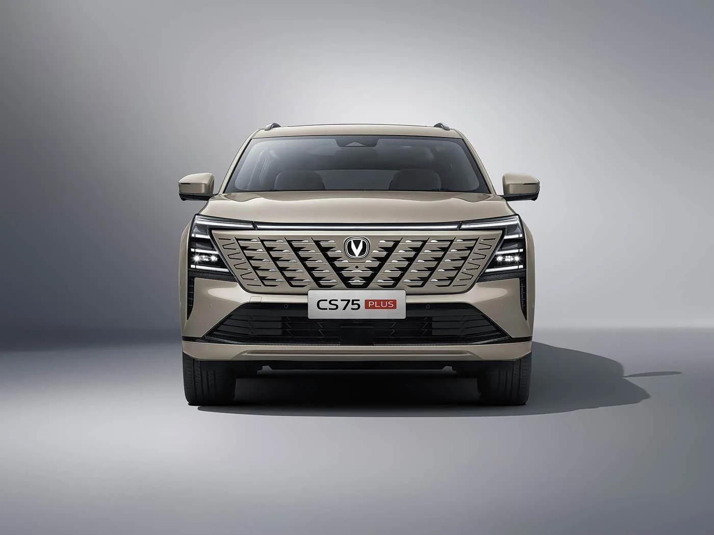 Changan CS75 PLUS 1.5T 1.5T SUV / 2.0T SUV бо L2.5 кӯмак кунед, 15.6 "Technscreen ва дарозии дароз