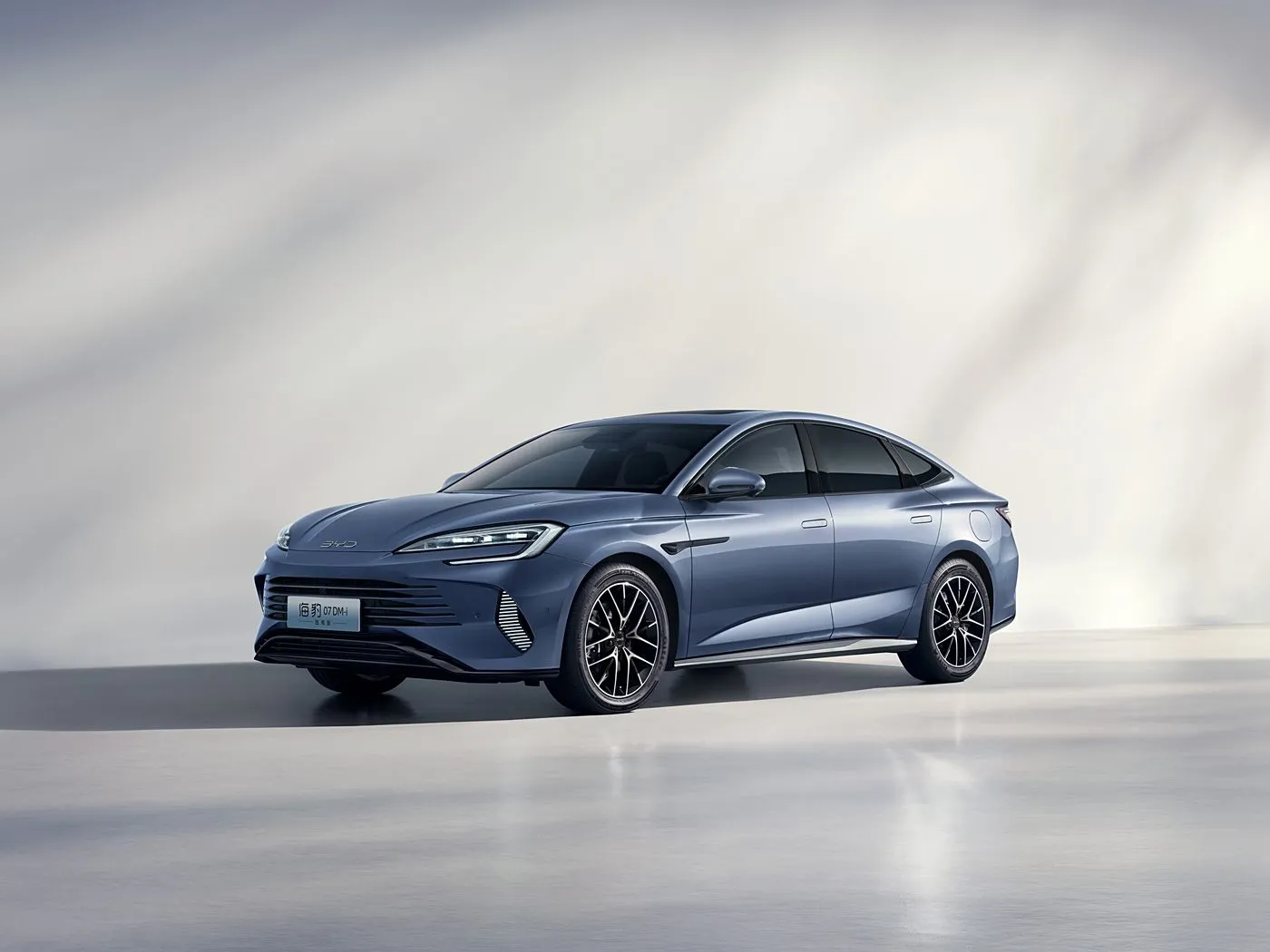 Хулосаи 07 DM-I SUR SUR SUR SUR SURS-и баландсуръати Auto Ind Autan бо EV Motor Motor Motion 4-Soder And And And And And And And And And And And And And And And And And And And And And And And And And And And And Anter