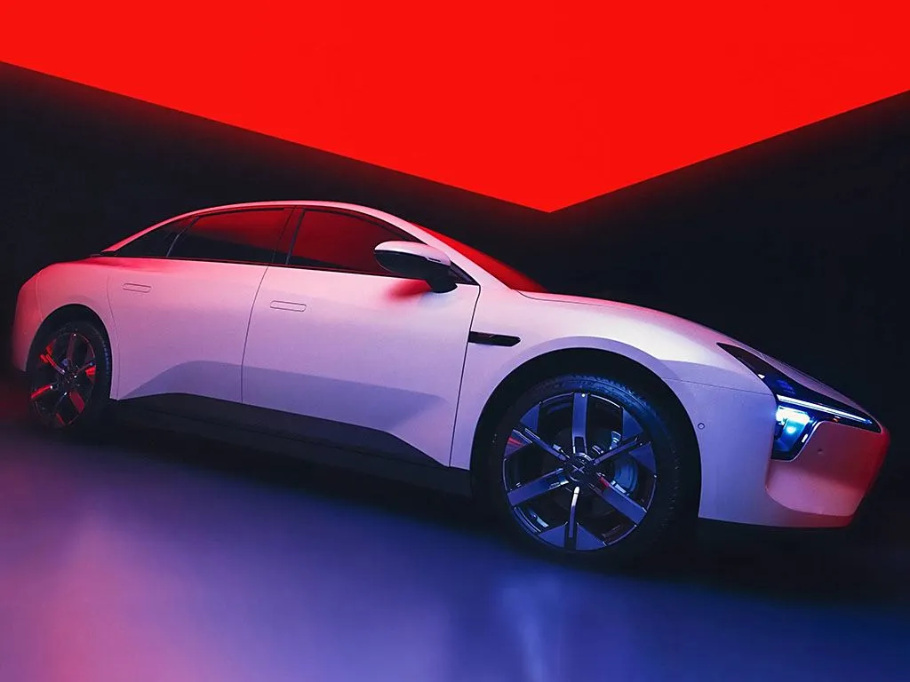 Xiaopeng 2025 Mara M03 Sedan Sedan Live 515 км НИГОҲ НИГОҲ ДОРАД