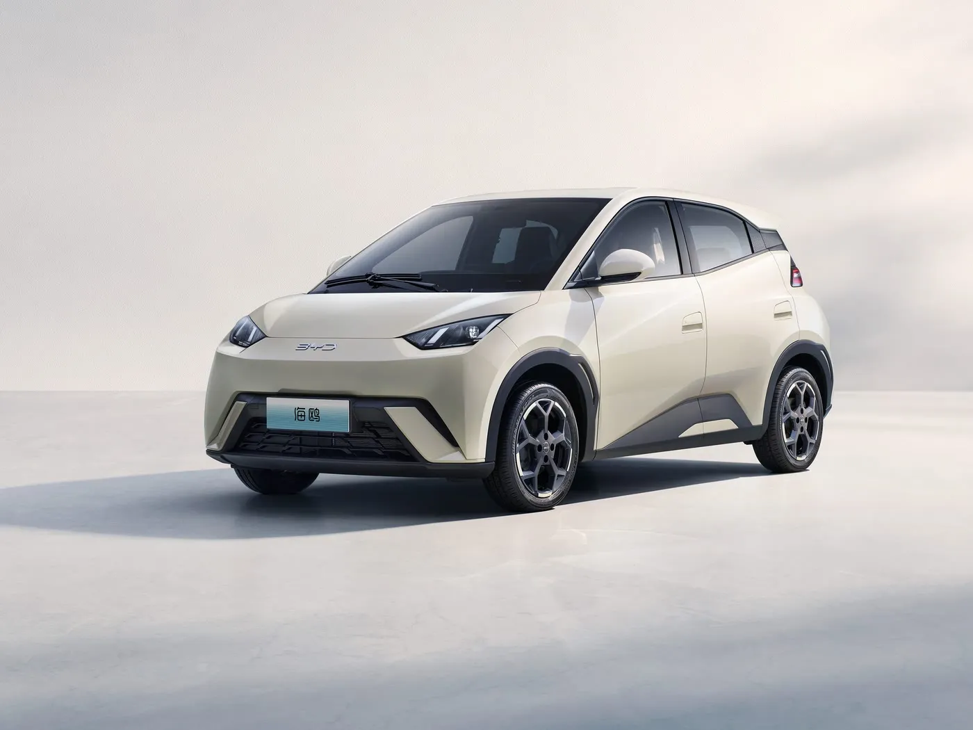 BYD Seagull EV Хэтчбек Мини Smart SUV чархи пеши бо камераи қафо Мошини нави энергетикӣ, ки бо литий фурӯхта мешавад