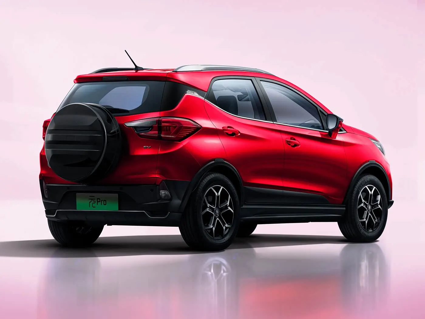 BYD Yuan Pro SUV Luxury Electric SUV 320KM Хусусиятҳои пешрафта барои ронандагии шаҳрӣ як мошини нави энергетикӣ