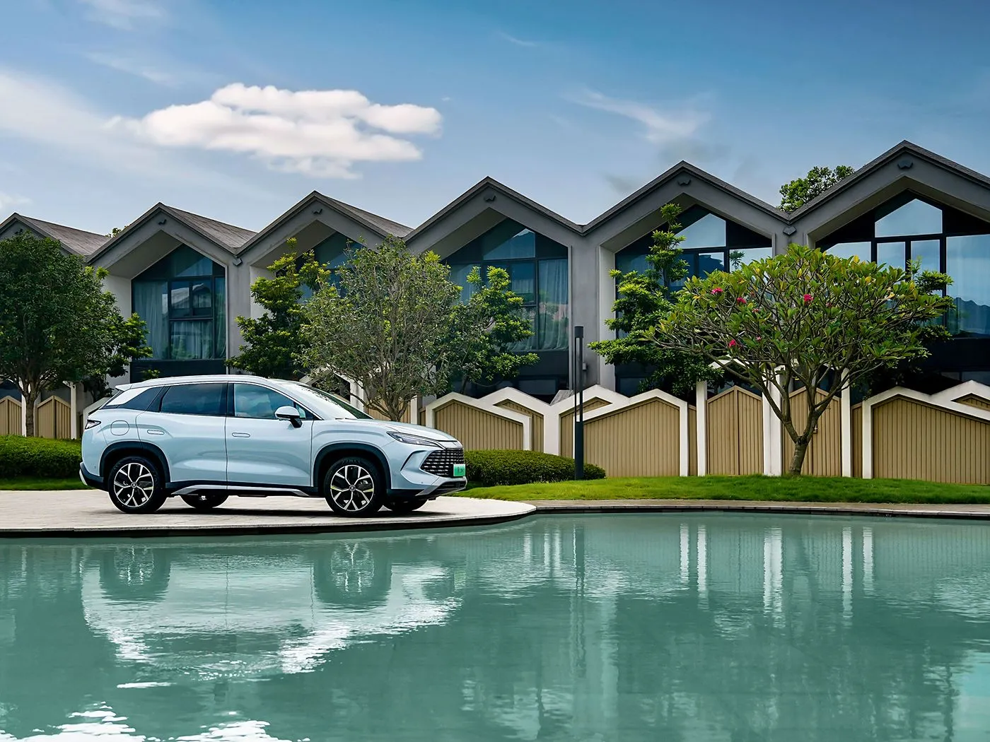 BYD SURW L DM-IDUT PLED SUV SUV SUV SUV SUV SURVACTESTIOL НИГОҲ ДОРАД 2.0 Камерҳои тафсон 360 ° Камера 360 °