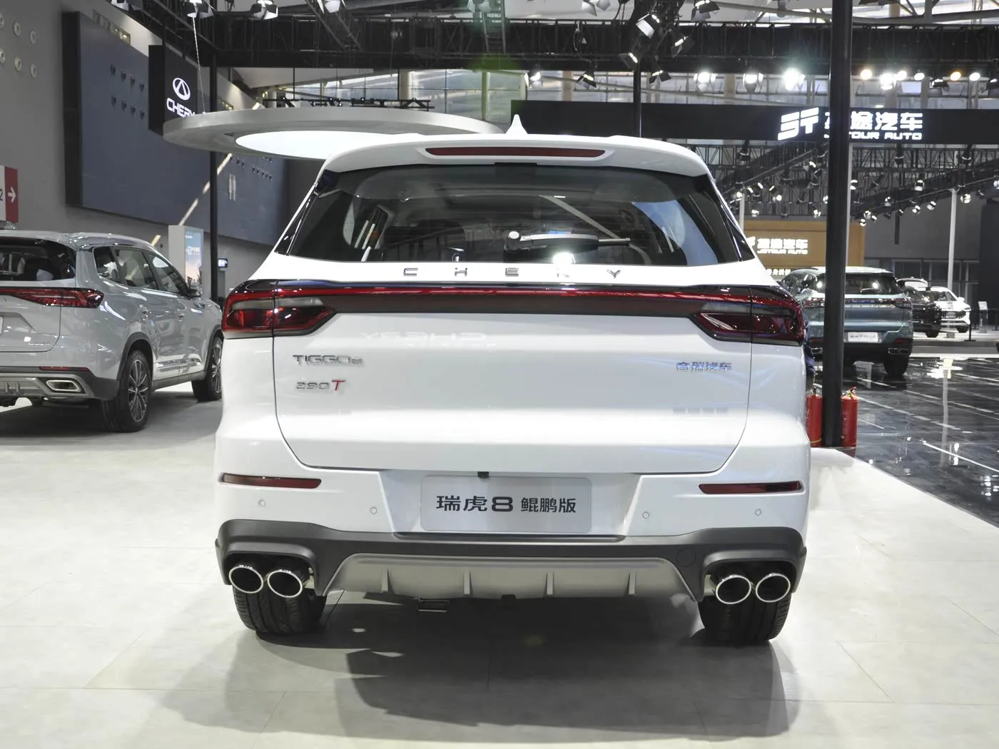 Шер Рей Лиху8 Тиго SUV SUV SUR SUR SUR HOLDER EUR EUR R18 НИГОҲ ДИГАР НИГОҲ ДОРАД